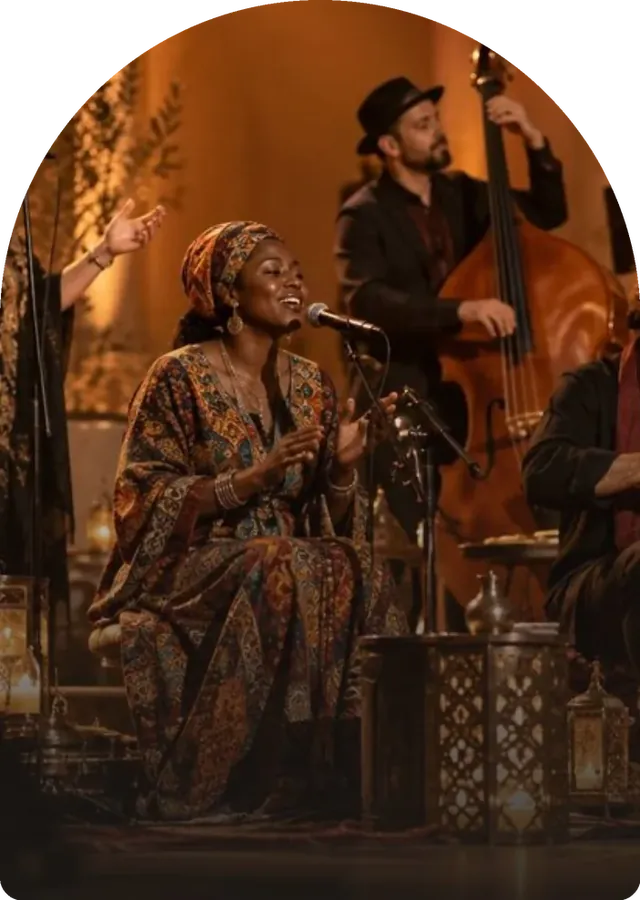 Mehcer konserinde şarkıcı ve kontrbas